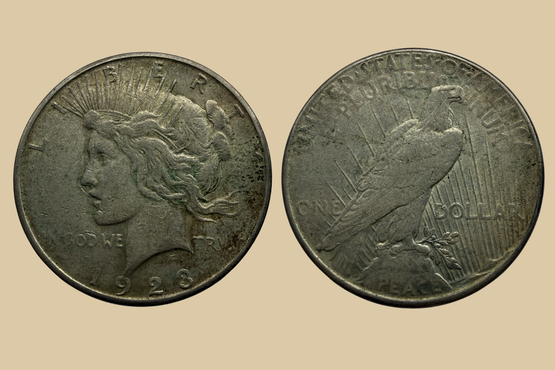1923 S USA Silver Peace Dollar obverse and reverse